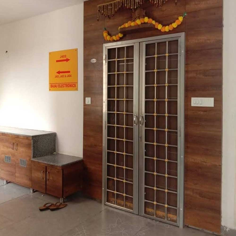 Aluminium Mesh Grill Door Manufacturers, Suppliers in Varanasi