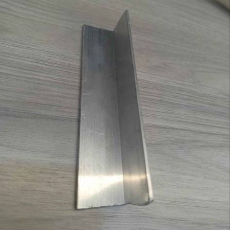 L Shaped Aluminium Angle For Construction Manufacturers, Suppliers in Gujarat 