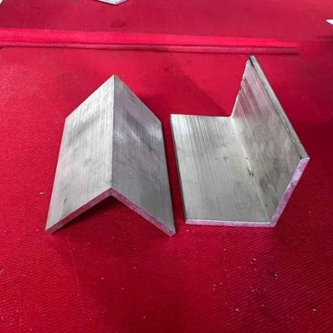 L Shaped Aluminium Unequal Angle Bar Manufacturers, Suppliers in Palwal